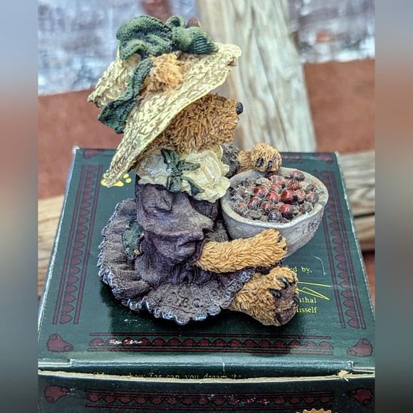 Boyds Bears Ada Mae Cherries Jubilee 20th Anniversary Collection - Picture 3 of 13